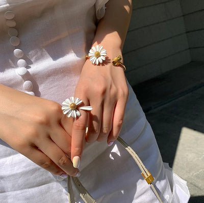 Daisy Ring & Bracelet