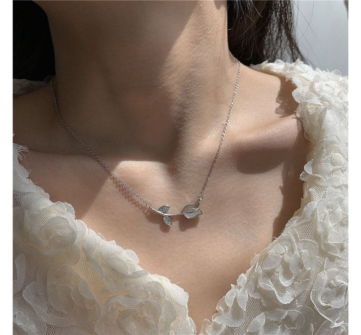 Tulip Necklace from Abizan Jewelry